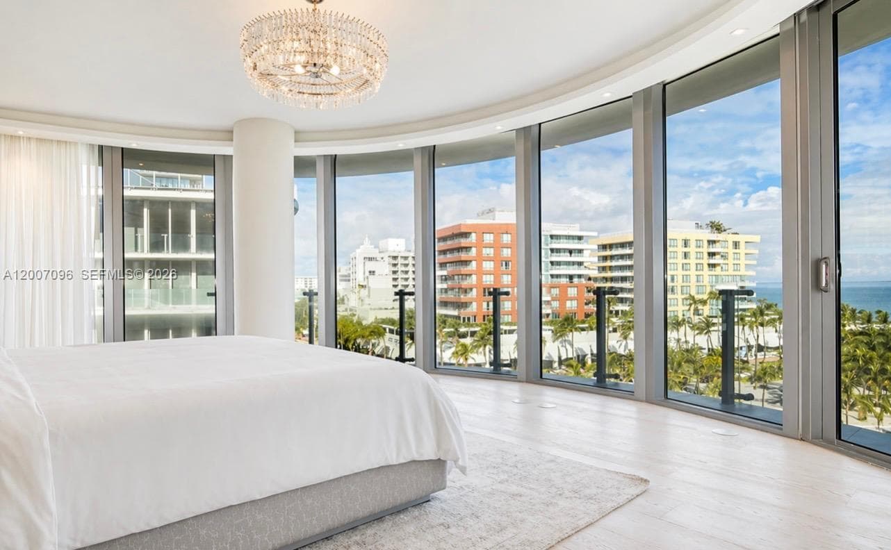 1 Collins Ave 606 photo 9