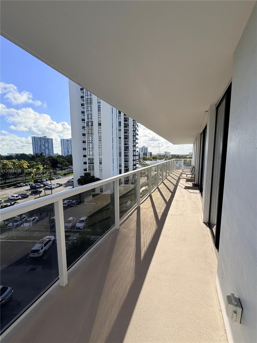 3701 N Country Club Dr 607 photo 24