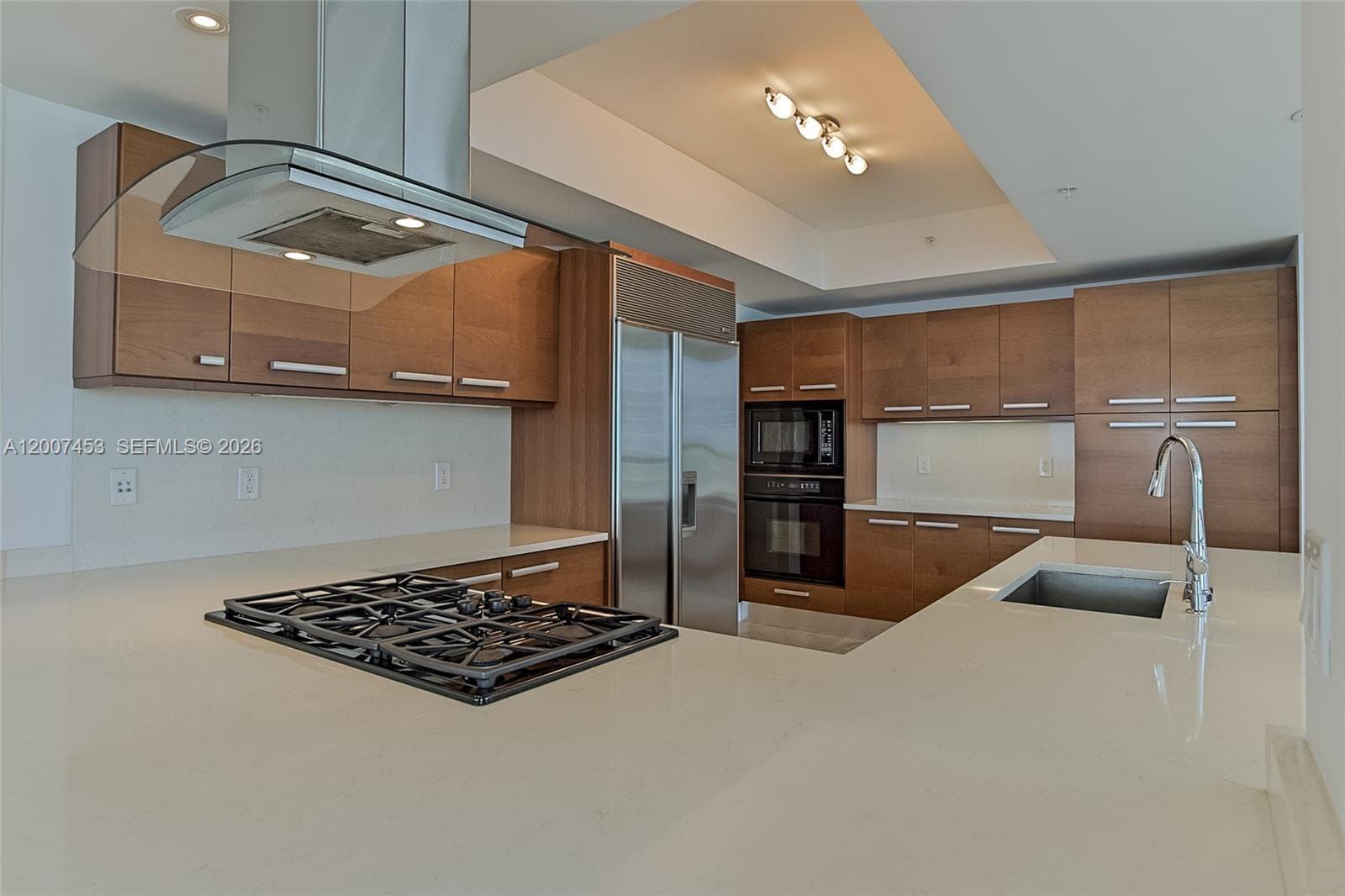 3535 S OCEAN DR 2002 photo 14