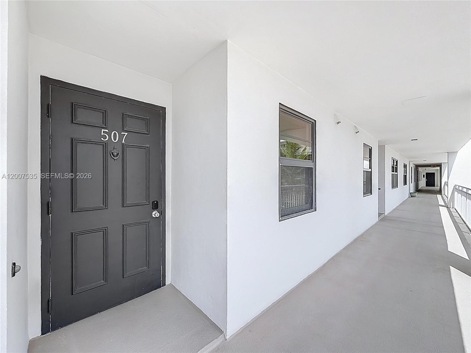 3100 NE 48th St 507 photo 16