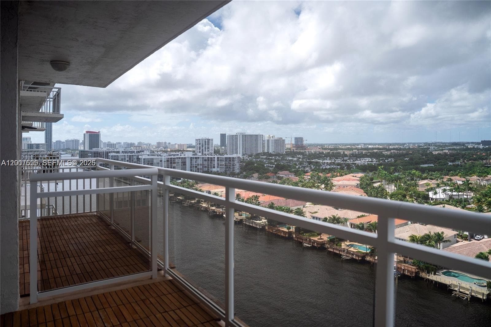 1600 S Ocean Dr 17D photo 14