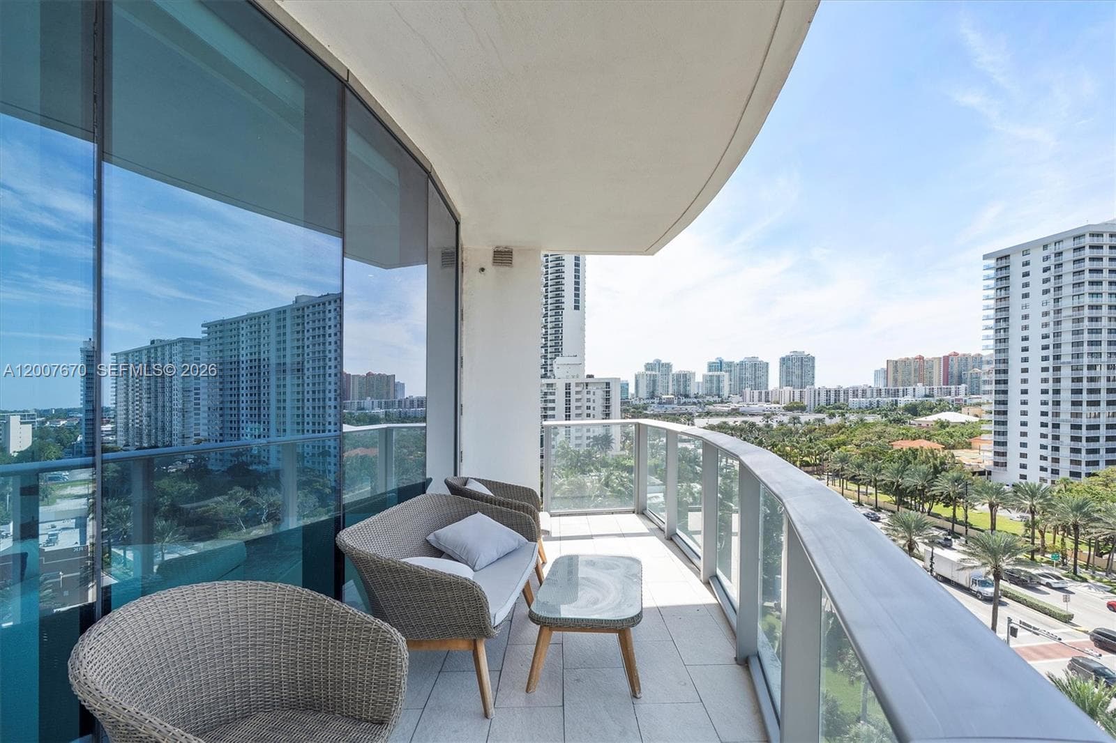 17475 Collins Ave 504 photo 18