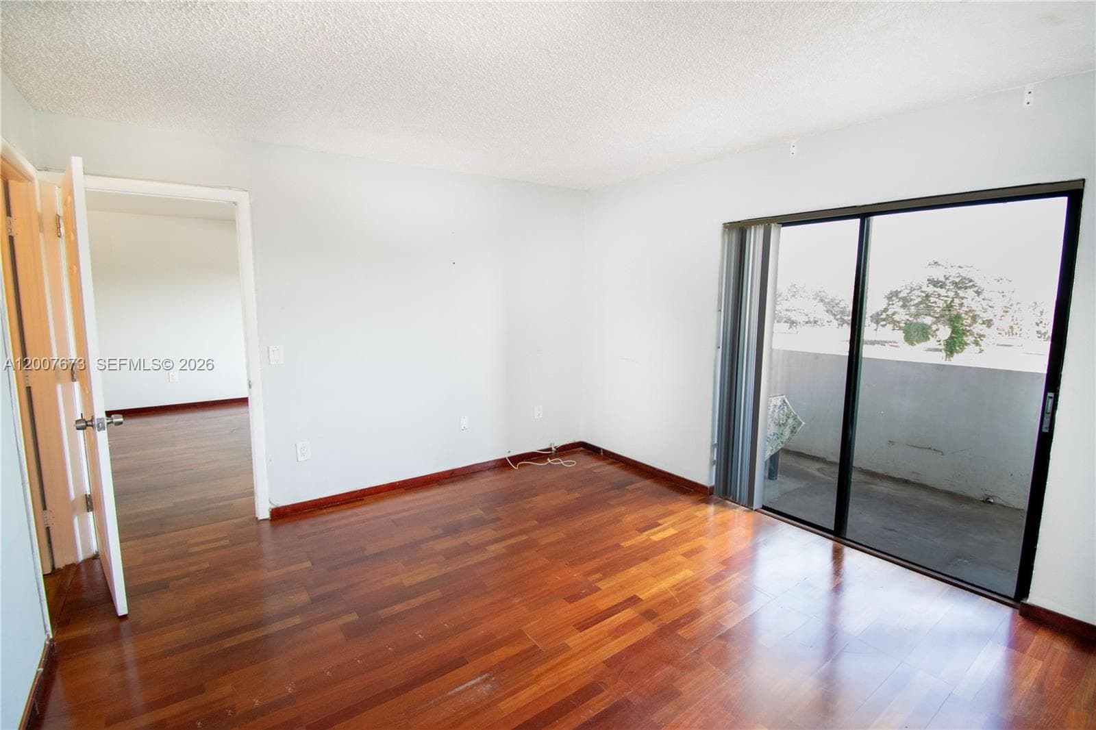 110 S Shore Dr 5B photo 17