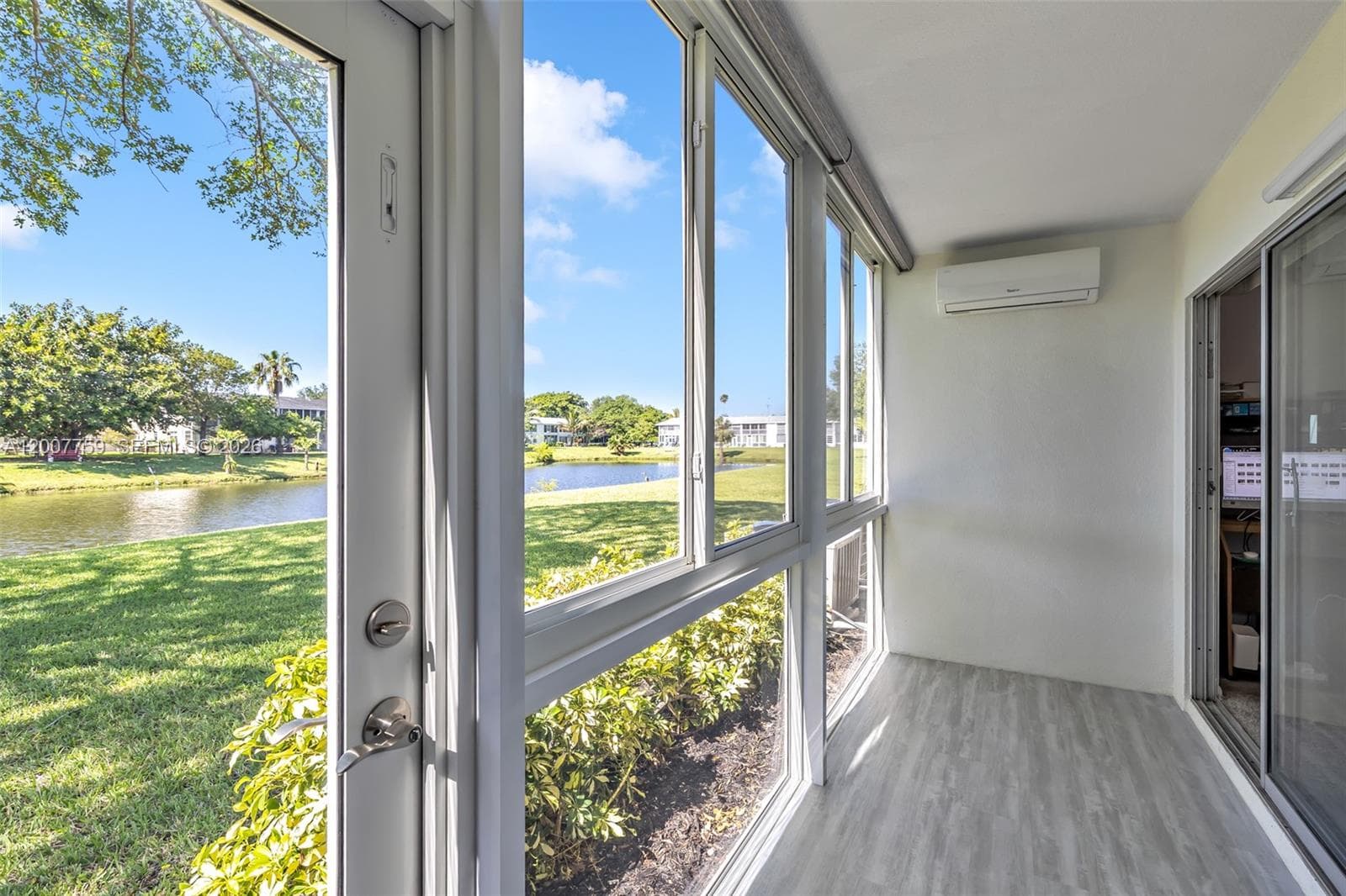 494 Tilford W 494 photo 1