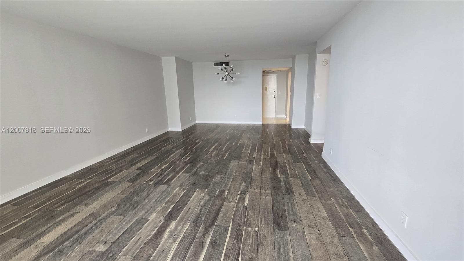 2500 Parkview Dr 2317 photo 6
