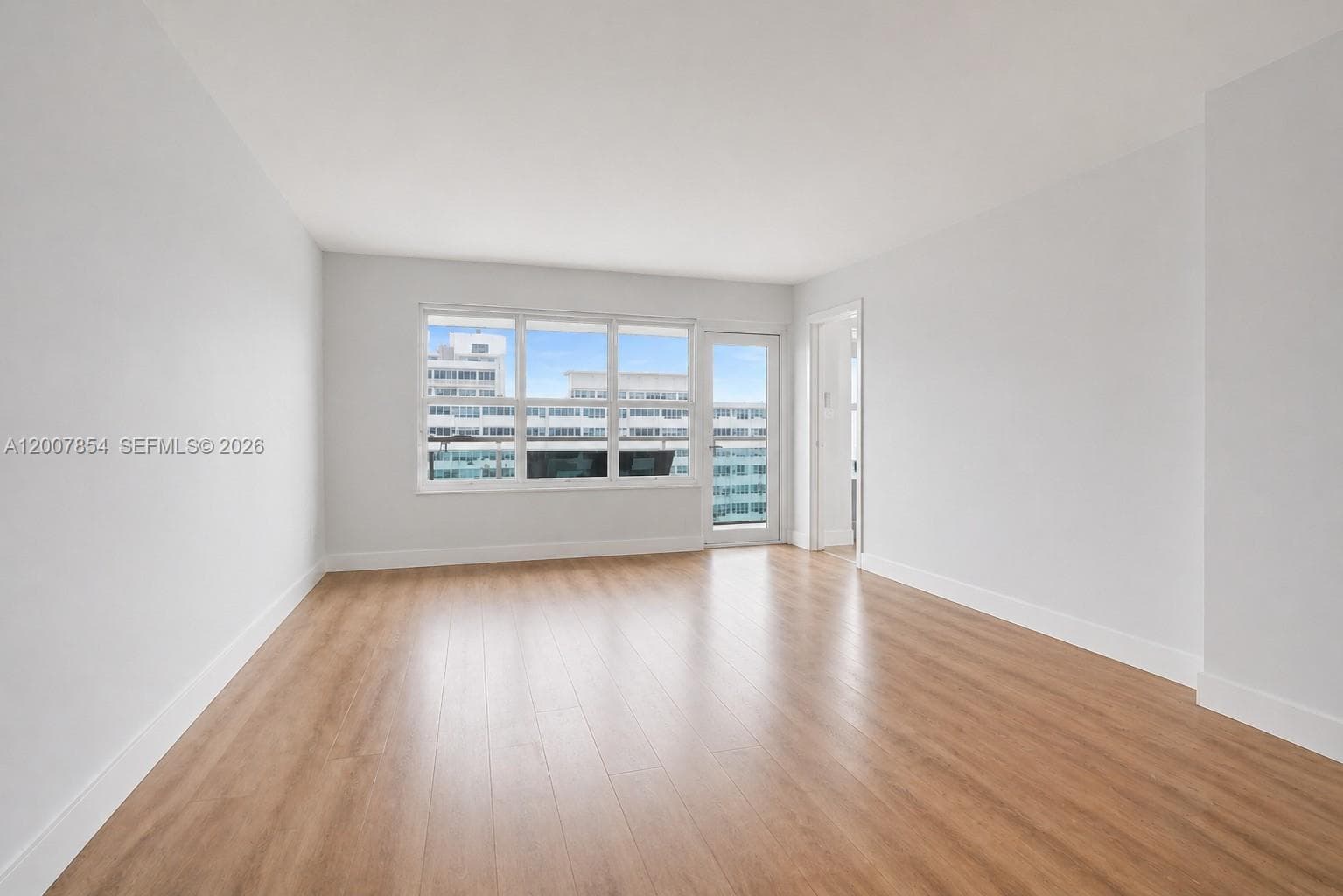3900 Galt Ocean Dr 1615 photo 8
