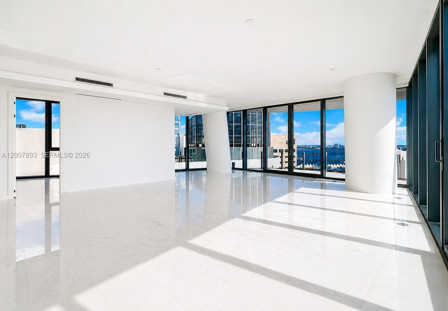 300 Biscayne Boulevard Way 4201E photo 6