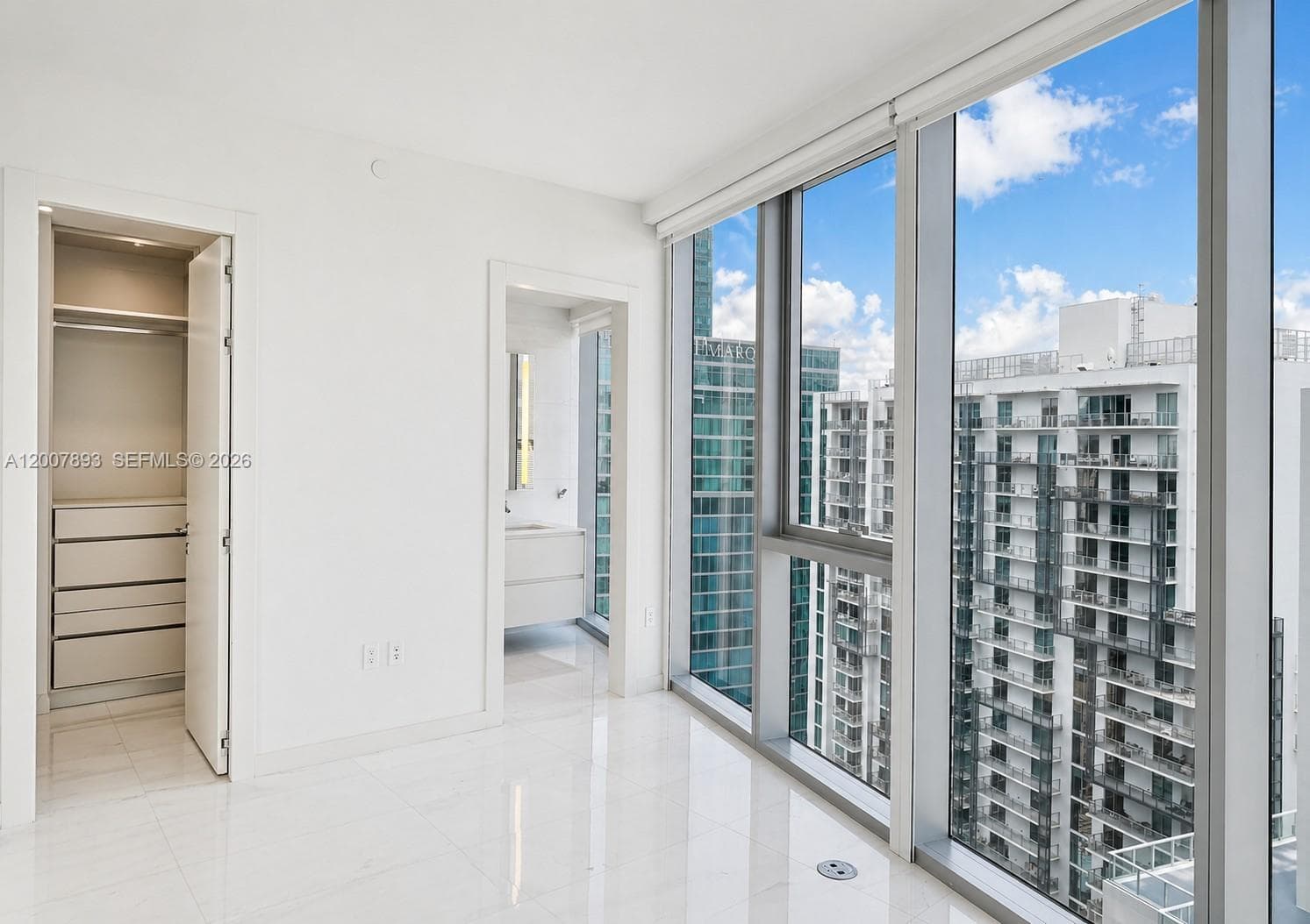 300 Biscayne Boulevard Way 4201E photo 17