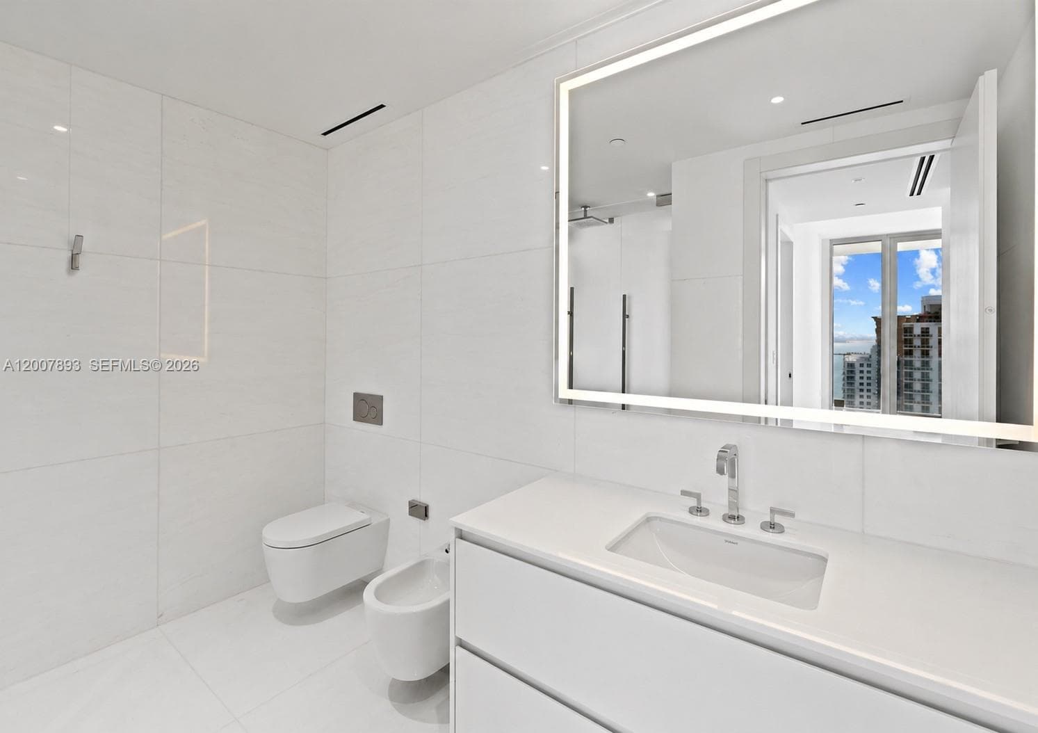 300 Biscayne Boulevard Way 4201E photo 14