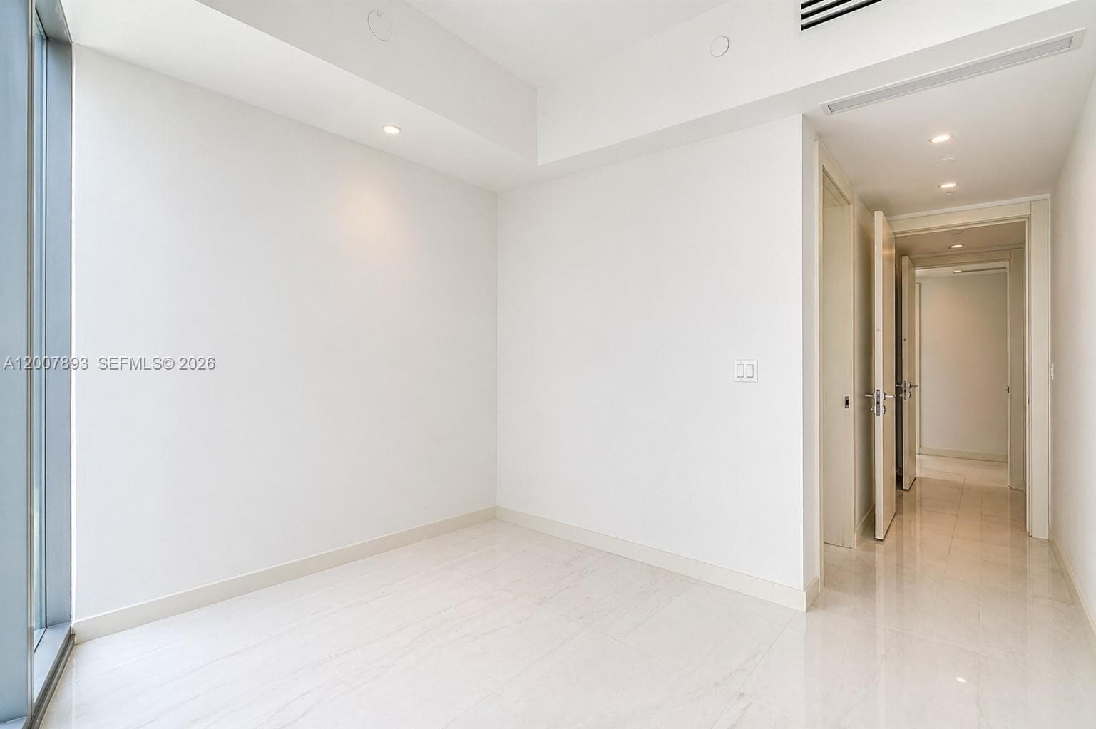 300 Biscayne Boulevard Way 4201E photo 19