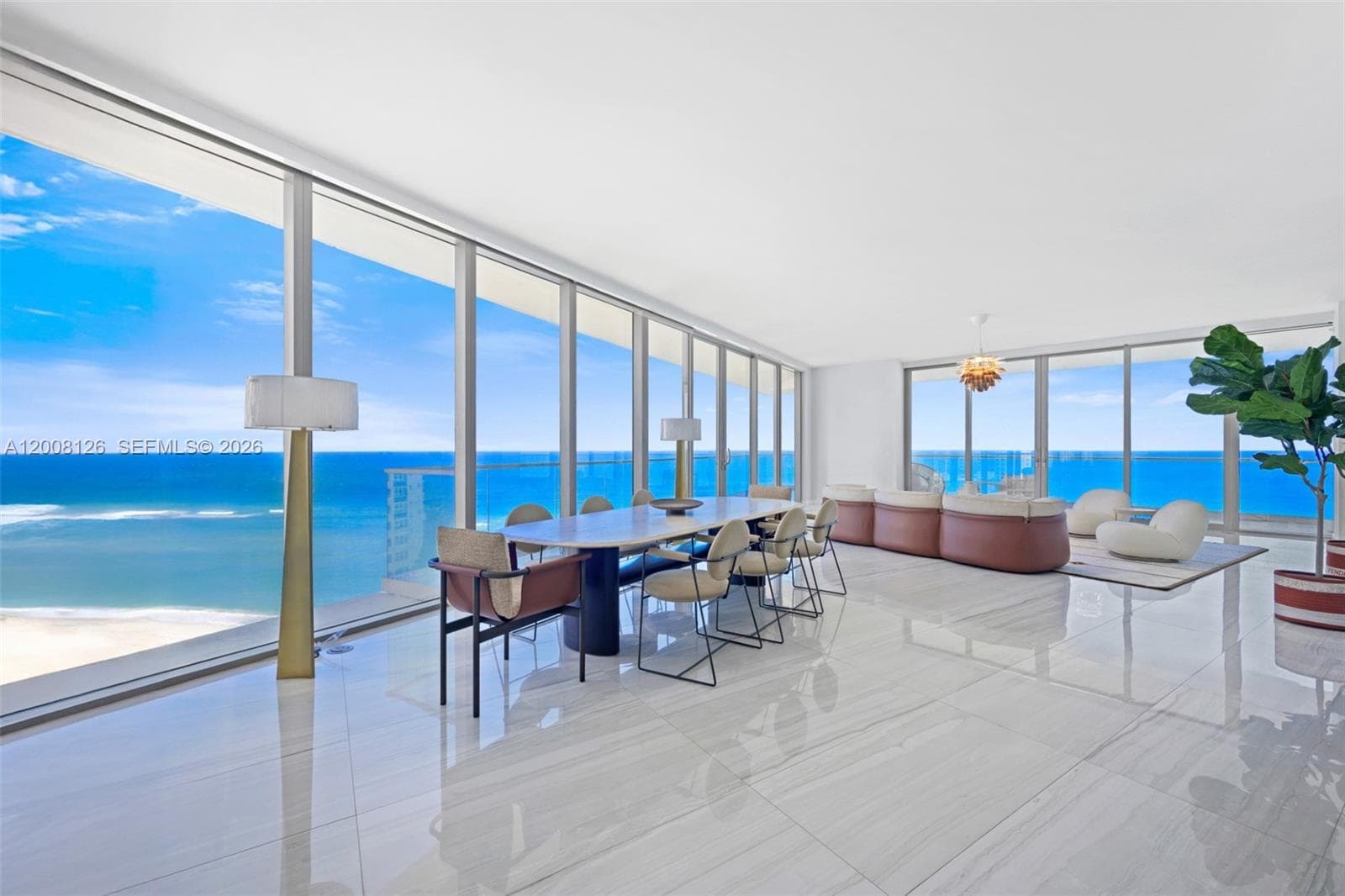 18975 Collins Ave 700 photo 2