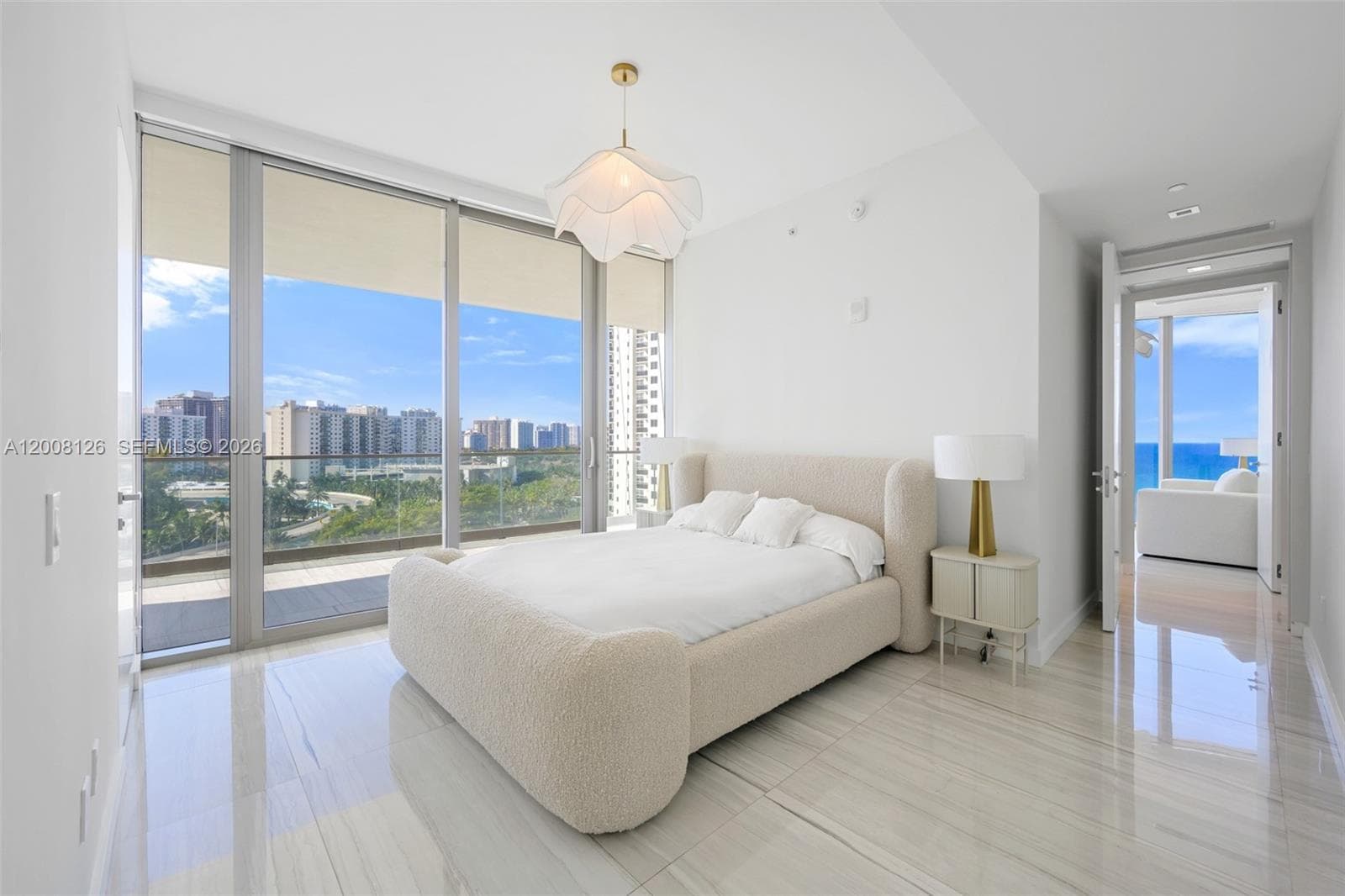18975 Collins Ave 700 photo 16