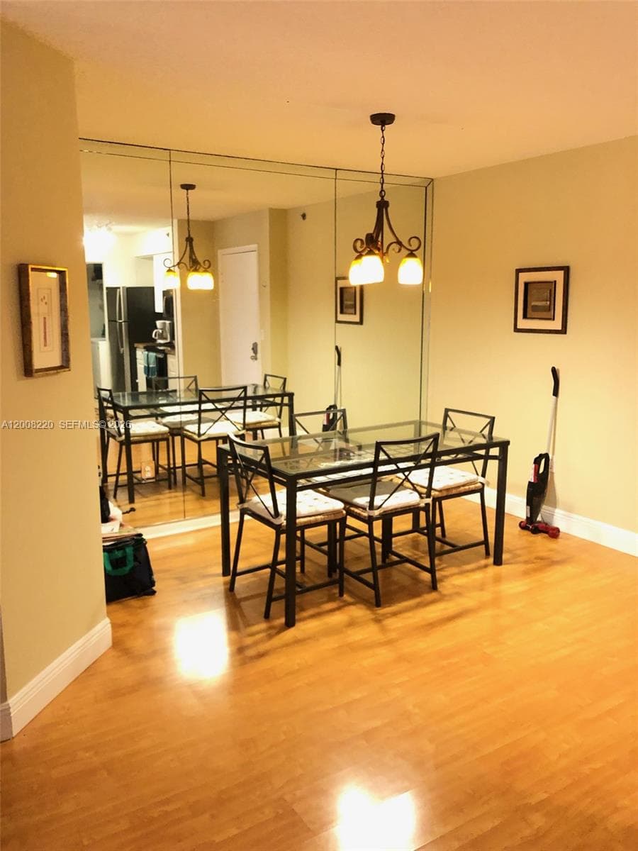 19555 E Country Club Dr 8403 photo 6