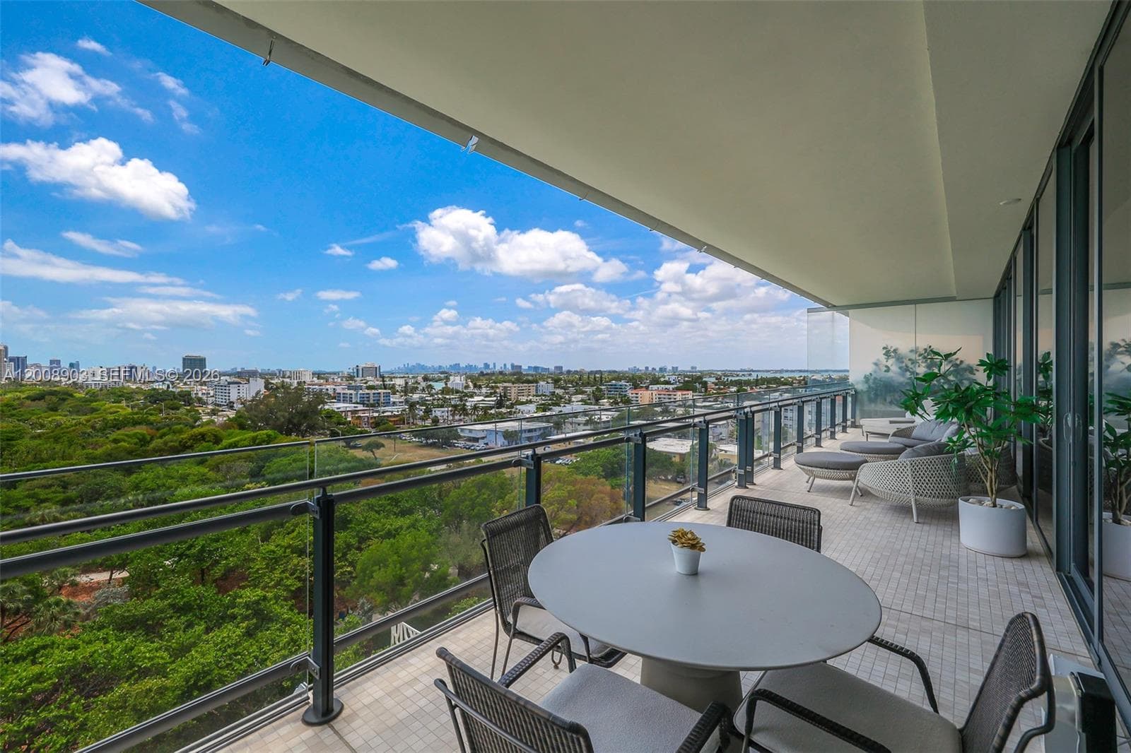 8701 Collins Ave 904 photo 13