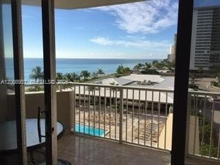 1950 S Ocean Dr 5L photo 2