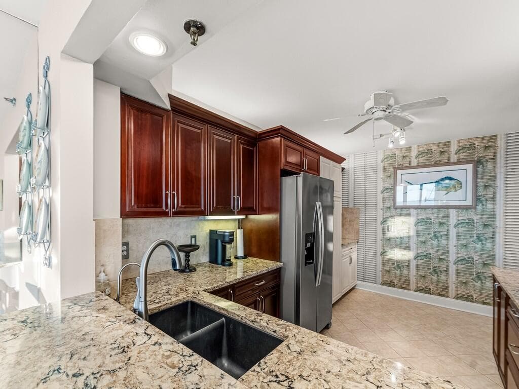 9960 S Ocean Drive 1905 photo 12