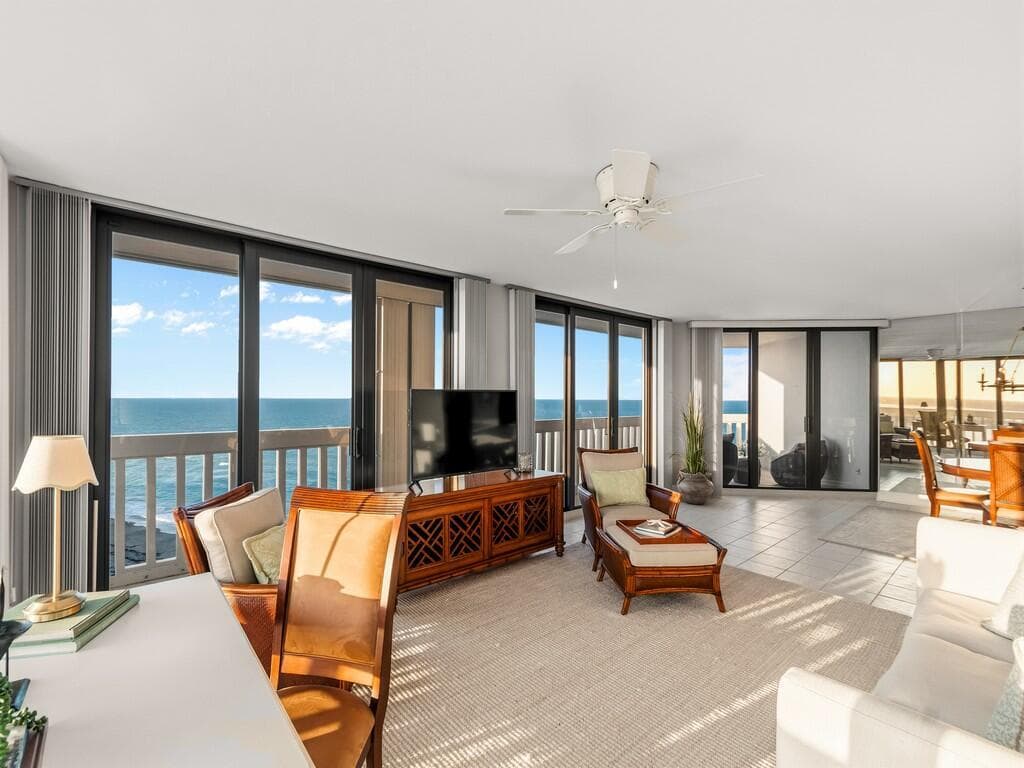 9960 S Ocean Drive 1905 photo 9