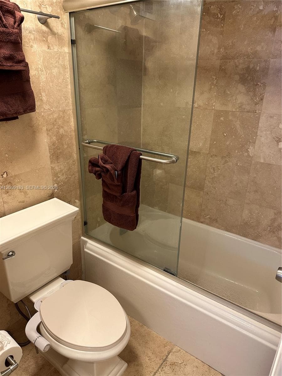 6039 Collins Ave 1510 photo 12