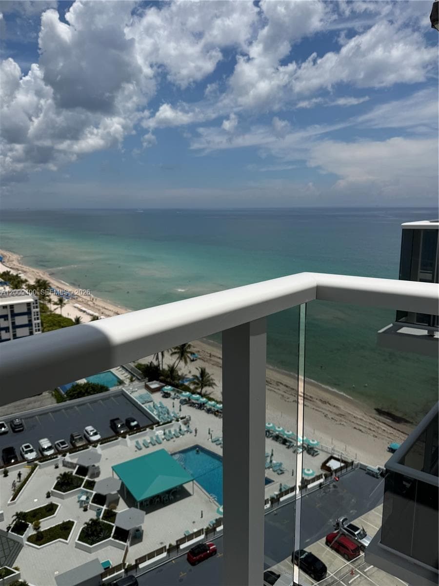 3180 S Ocean Dr 1705 photo 2