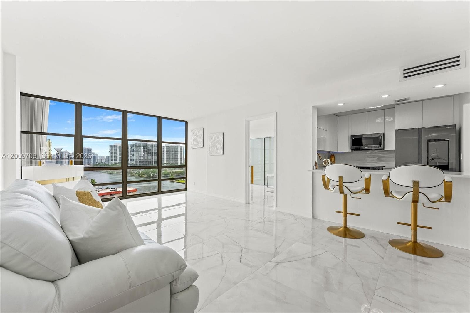2017 Ocean Dr 1206 photo 12