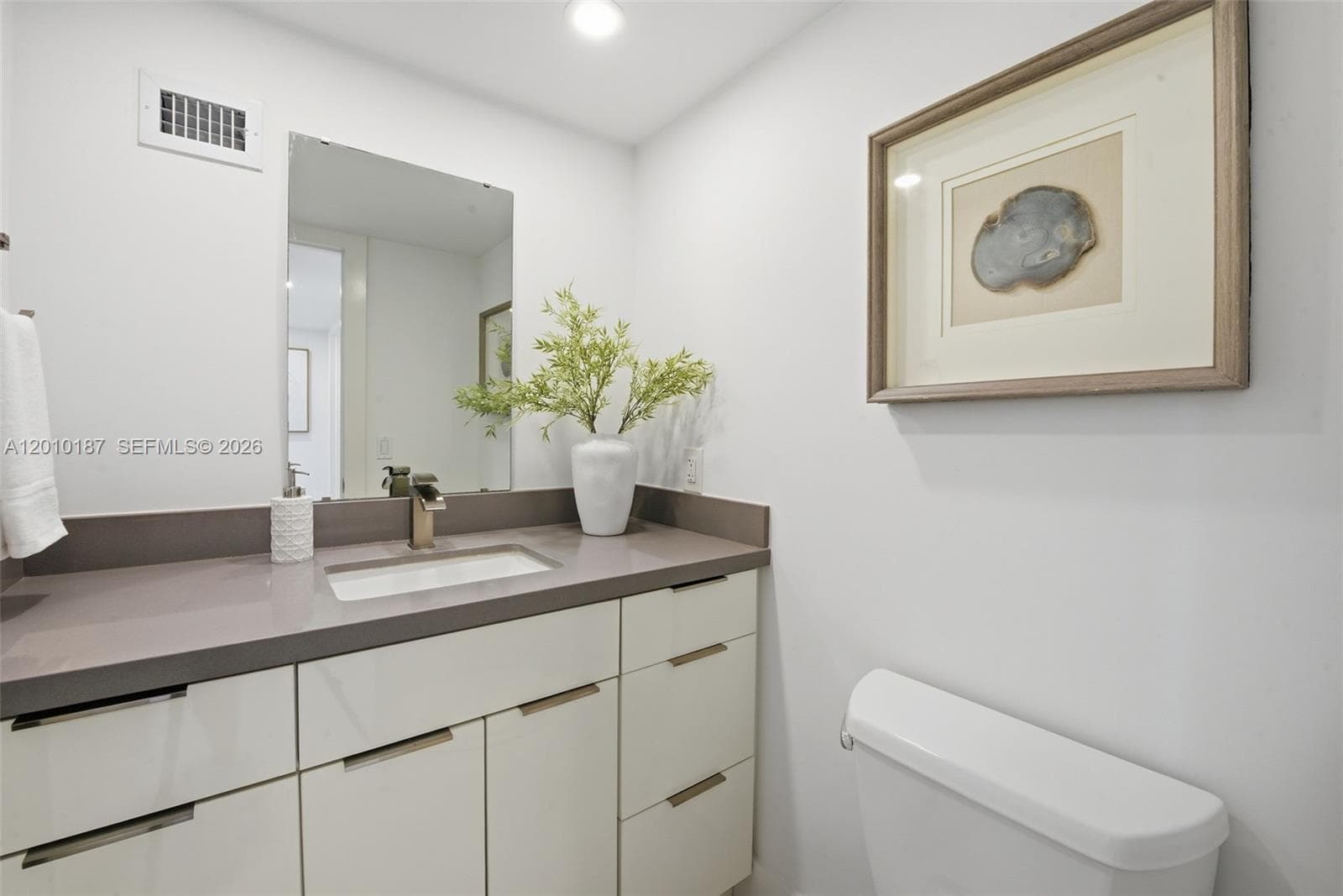 1180 Ocean Blvd 12F photo 18