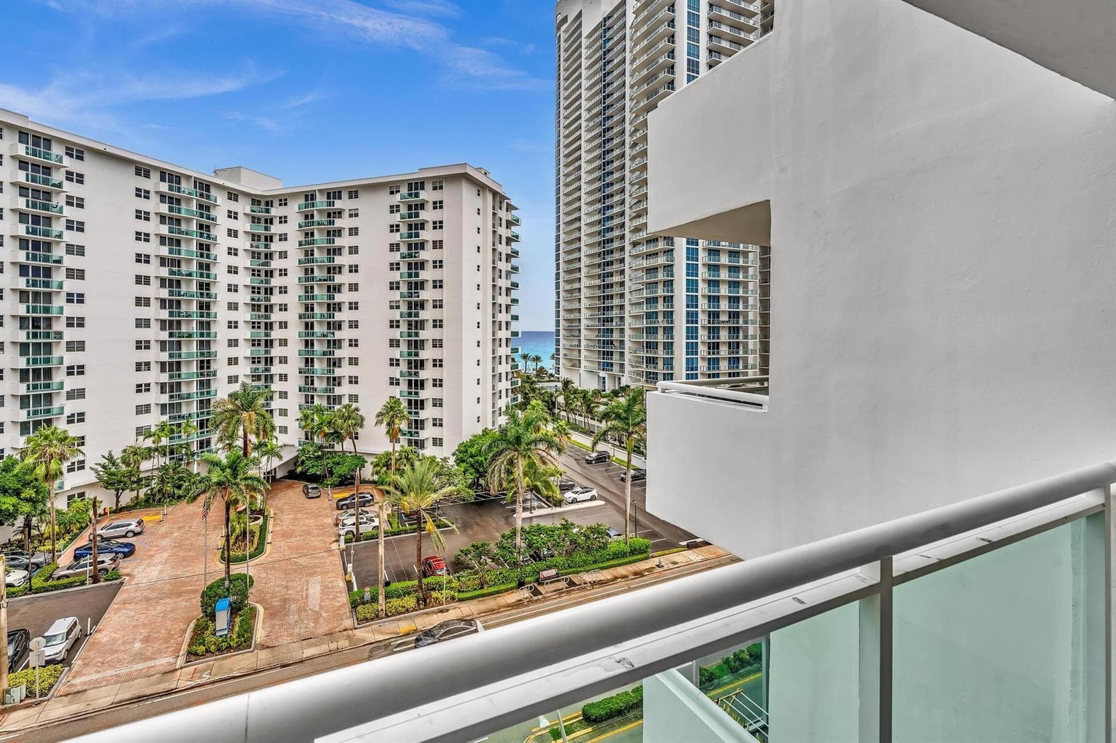 3000 S Ocean Drive 714 photo 24