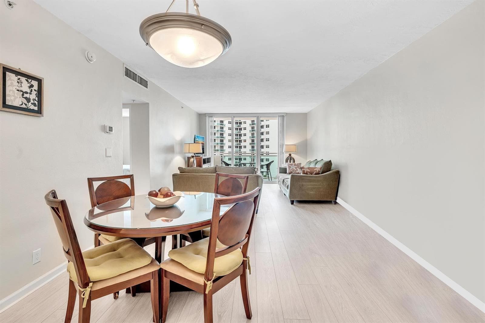 3000 S Ocean Drive 714 photo 10