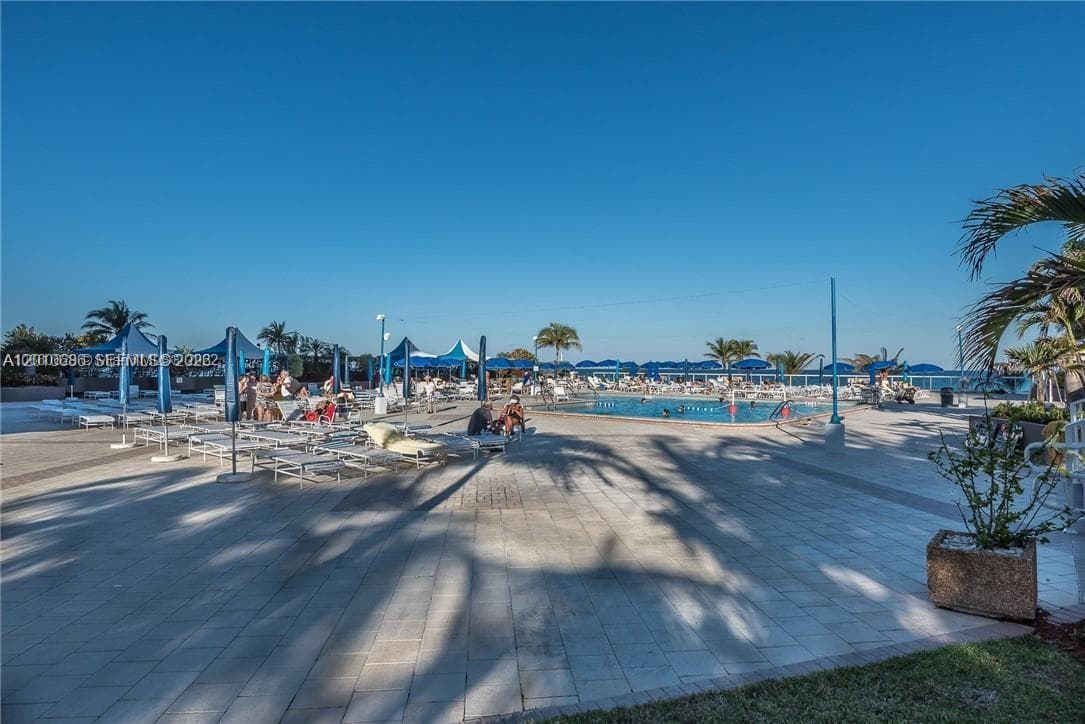 2030 S Ocean Dr 1706 photo 10