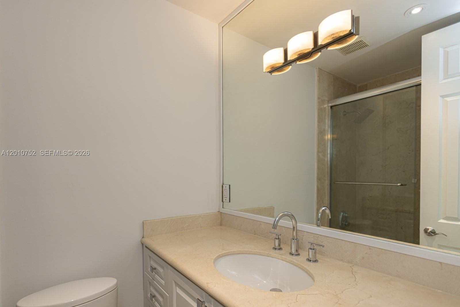 425 Shore Dr photo 22
