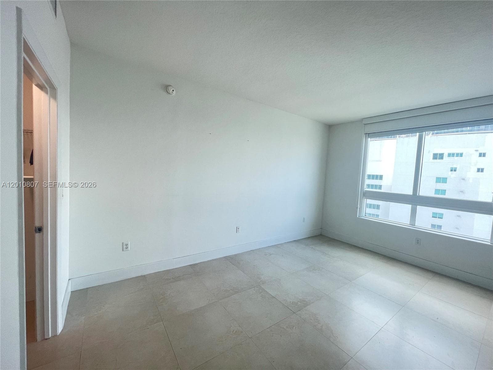 1900 N Bayshore Dr 3311 photo 9
