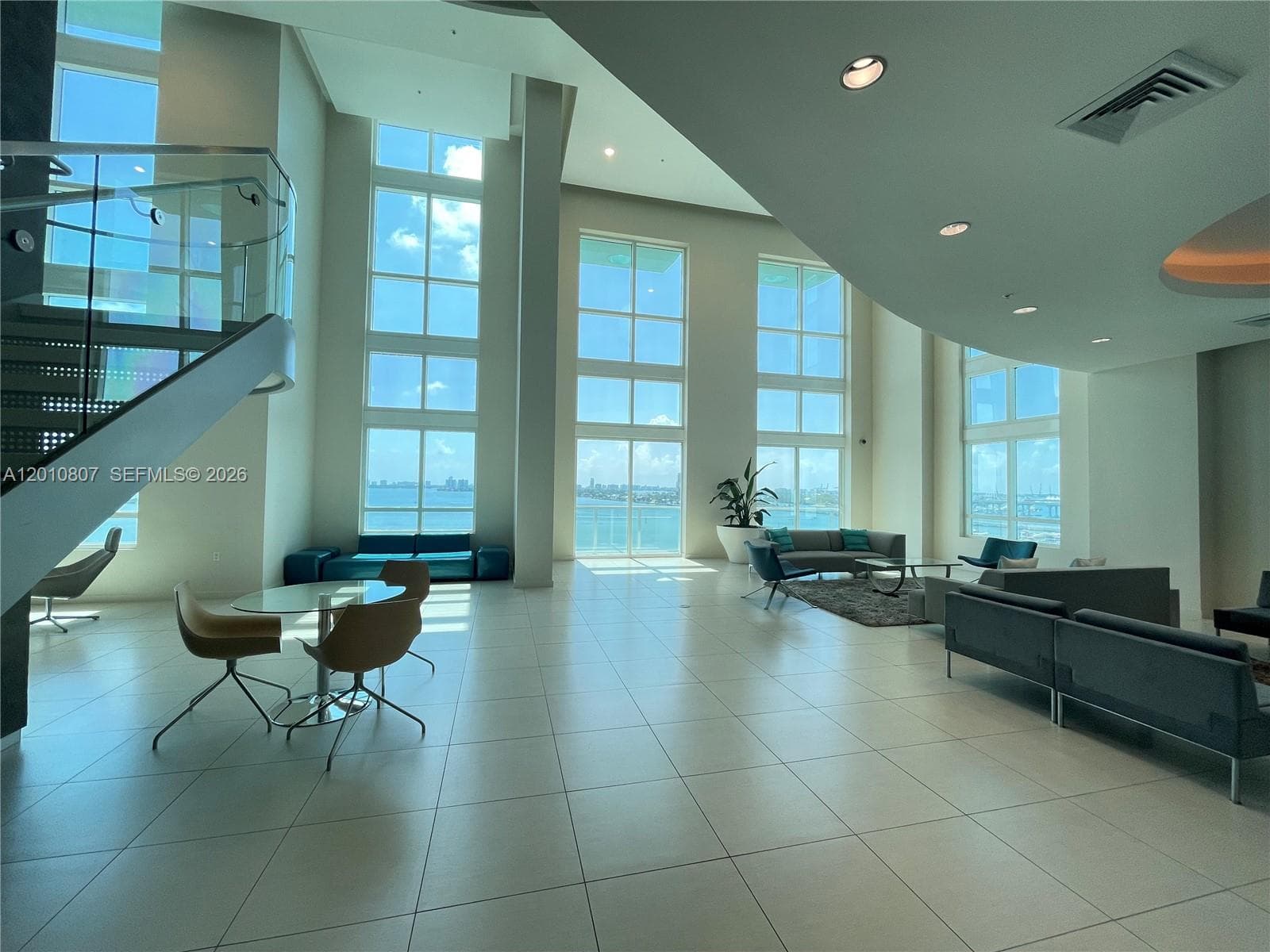 1900 N Bayshore Dr 3311 photo 18