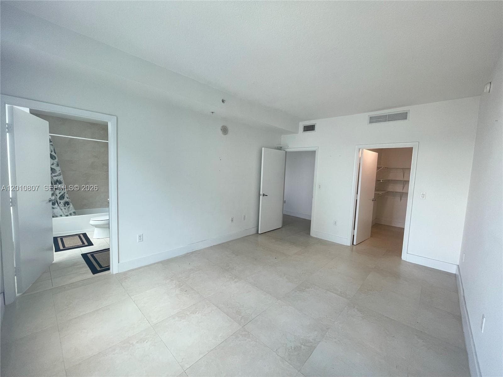 1900 N Bayshore Dr 3311 photo 11
