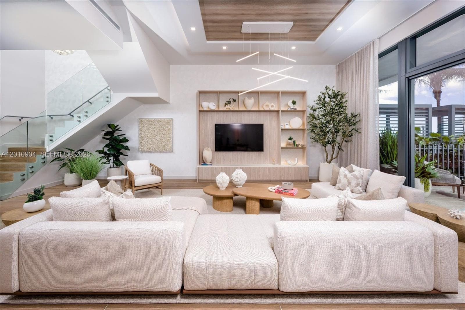 900 Ocean Blvd 101 photo 2
