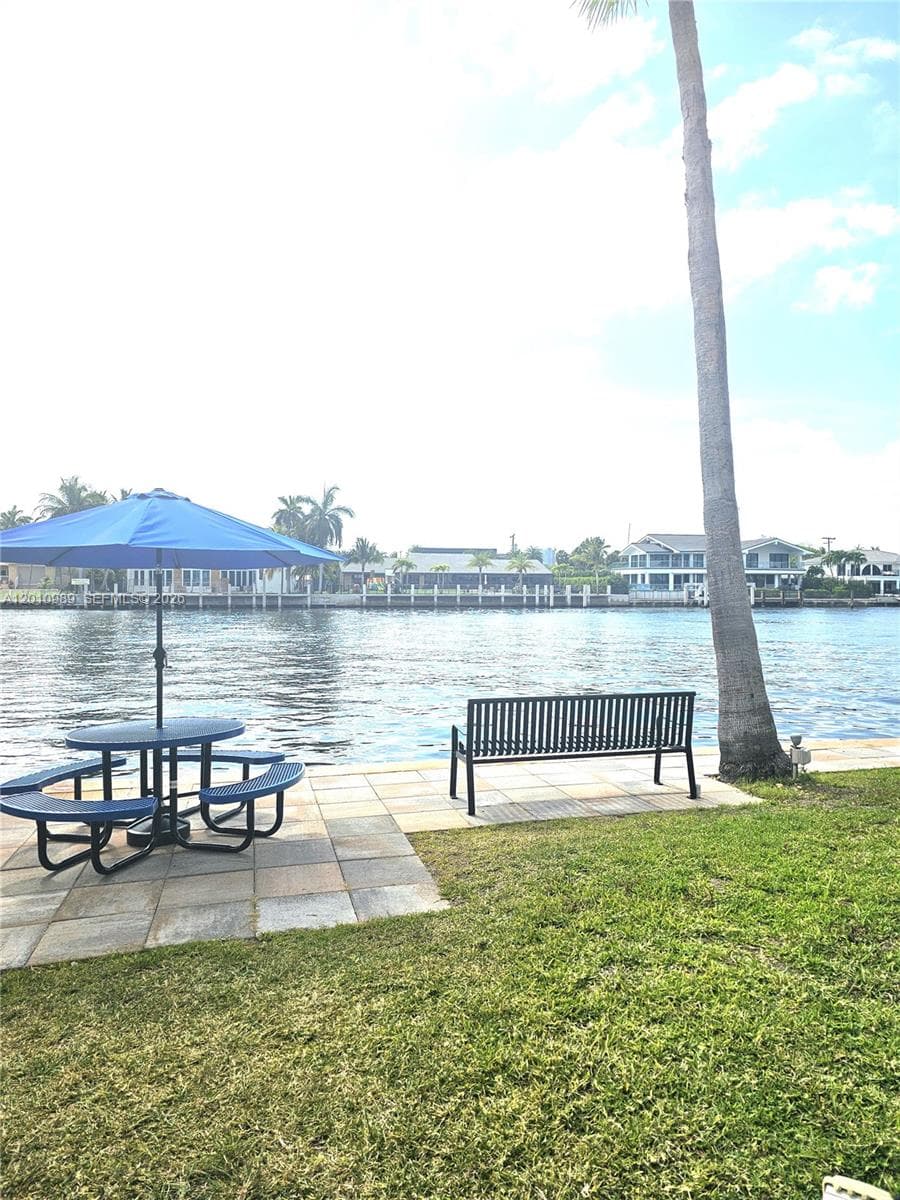2097 S Ocean Dr 305 photo 20