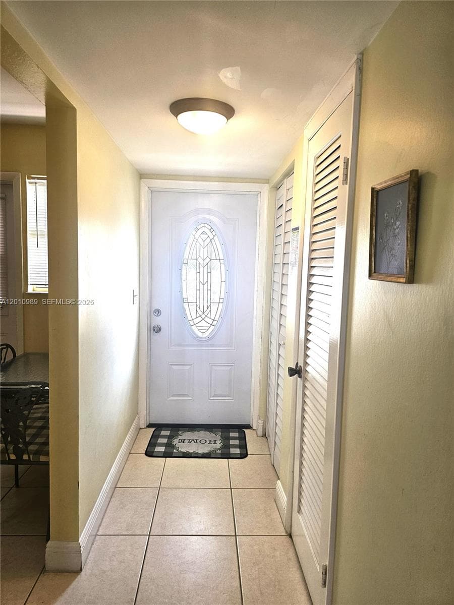 2097 S Ocean Dr 305 photo 4