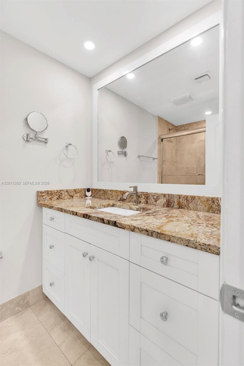 300 Diplomat Pkwy 204 photo 19