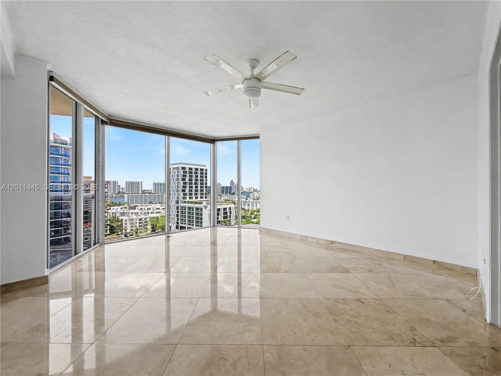 17555 Collins Ave 1502 photo 16
