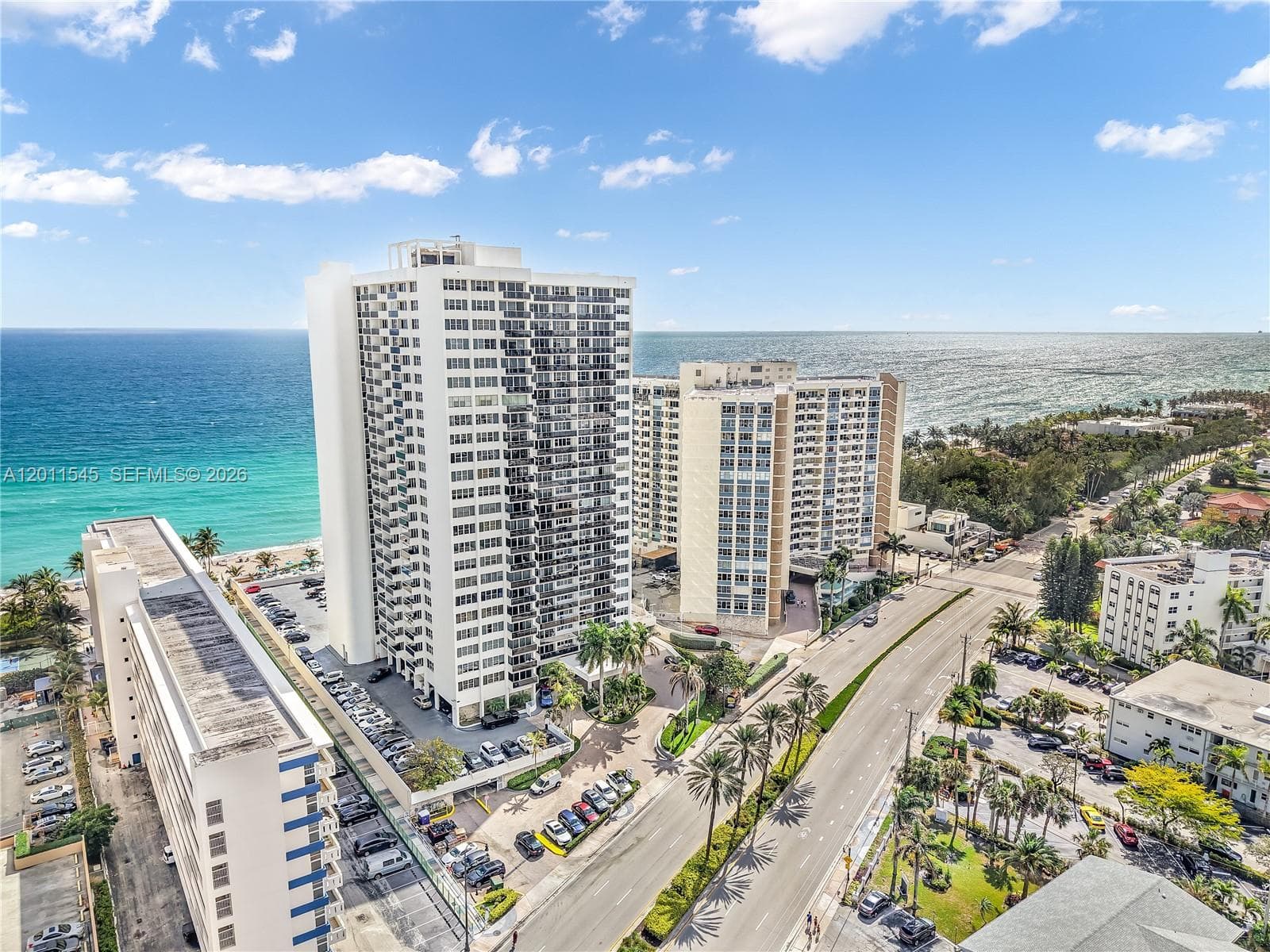 3140 S Ocean Dr (Avail Now- Nov 15, 2026) 2411 photo 1