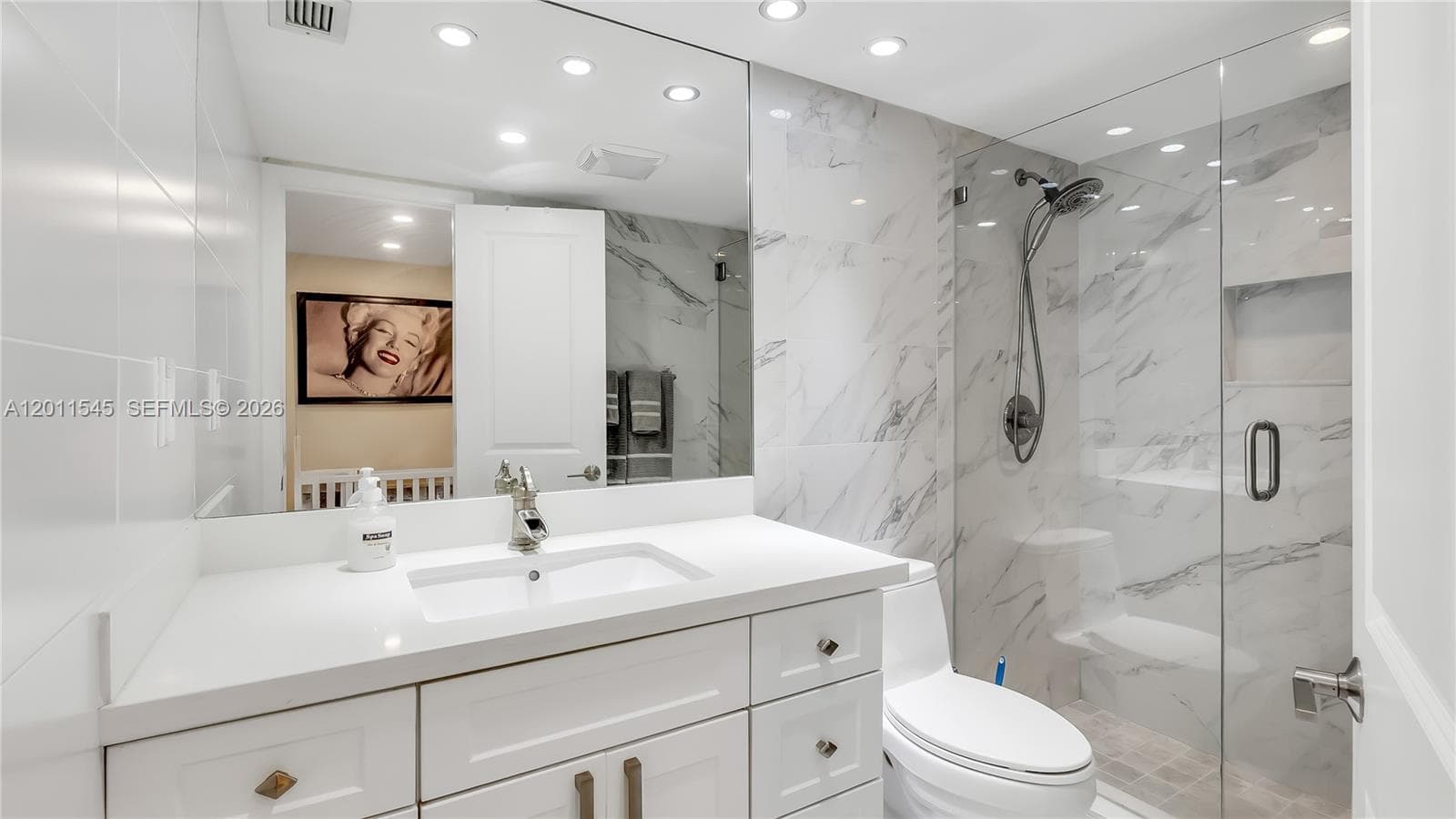 3140 S Ocean Dr (Avail Now- Nov 15, 2026) 2411 photo 19