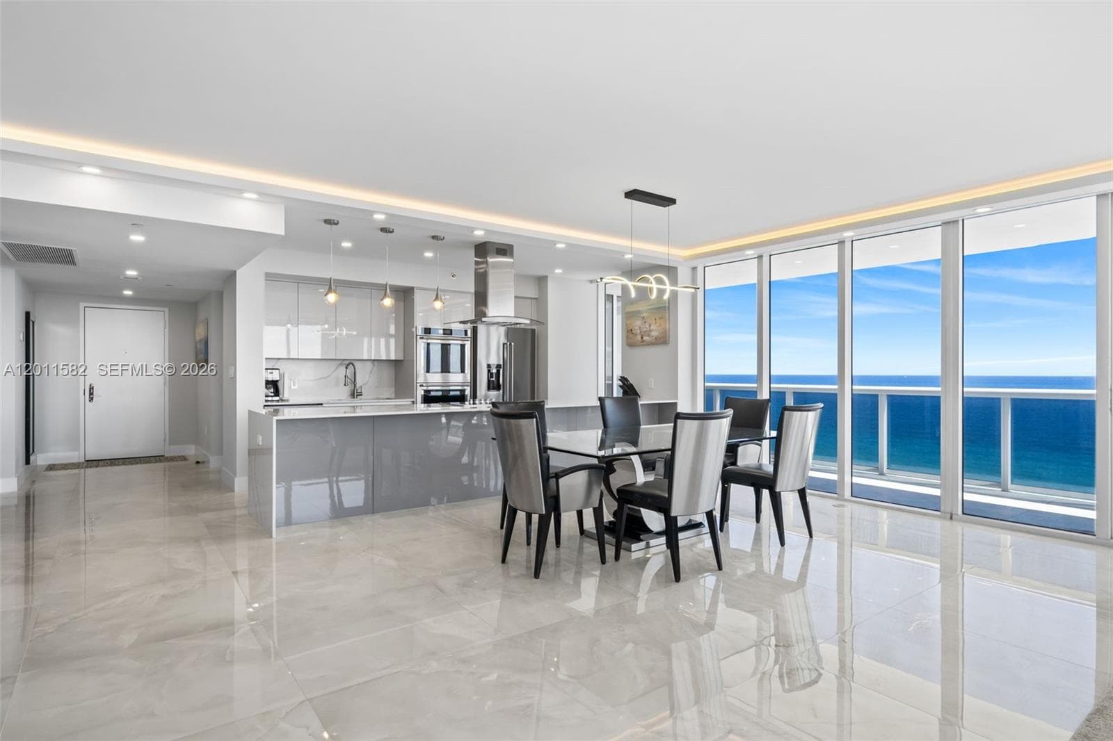 1830 S Ocean Dr 1002 photo 3