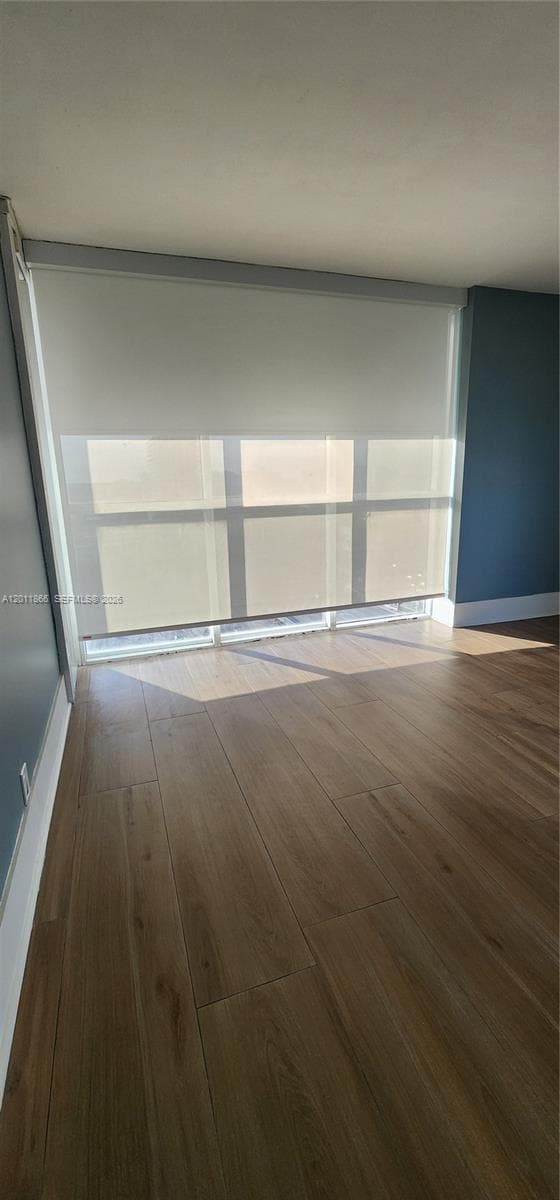 7601 E Treasure Dr 1411 photo 17