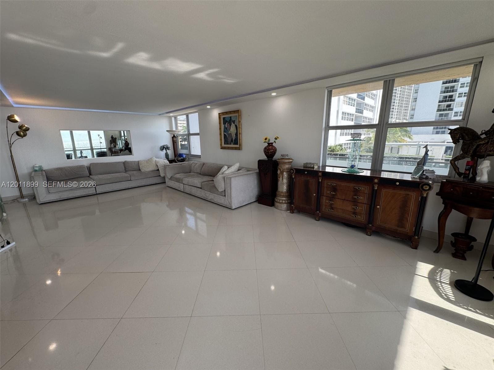 1912 S Ocean Dr 3D photo 6
