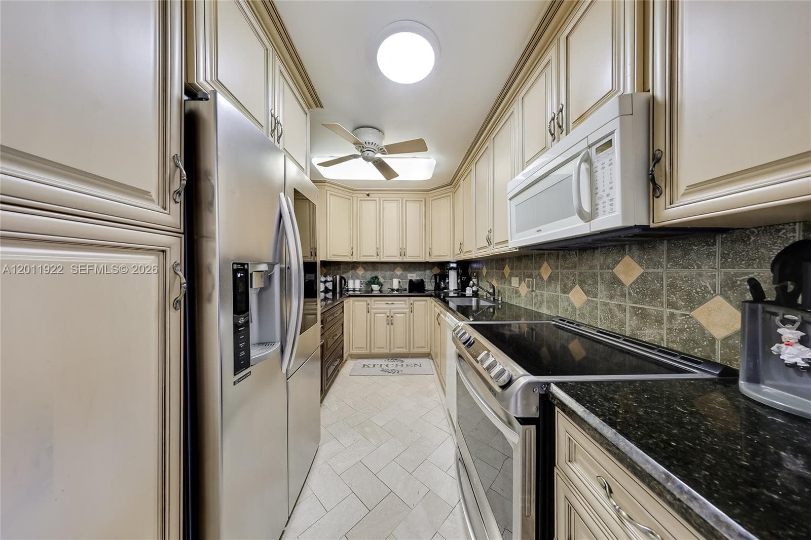 20515 E Country Club Dr 1146 photo 10
