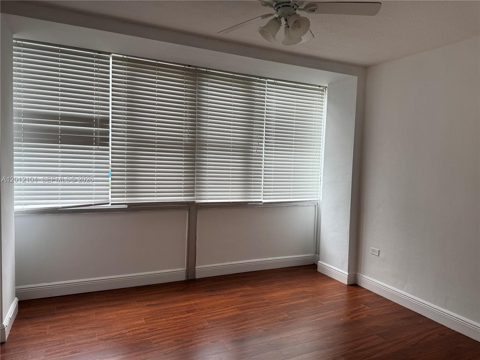7545 E Treasure Dr 5G photo 9
