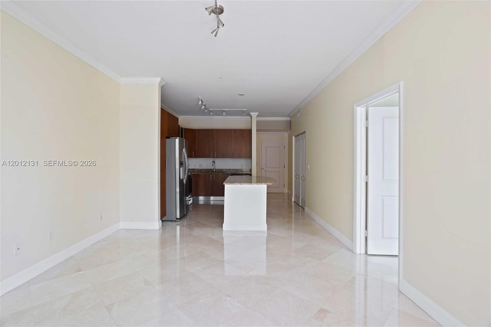 1945 S Ocean Dr 503 photo 17