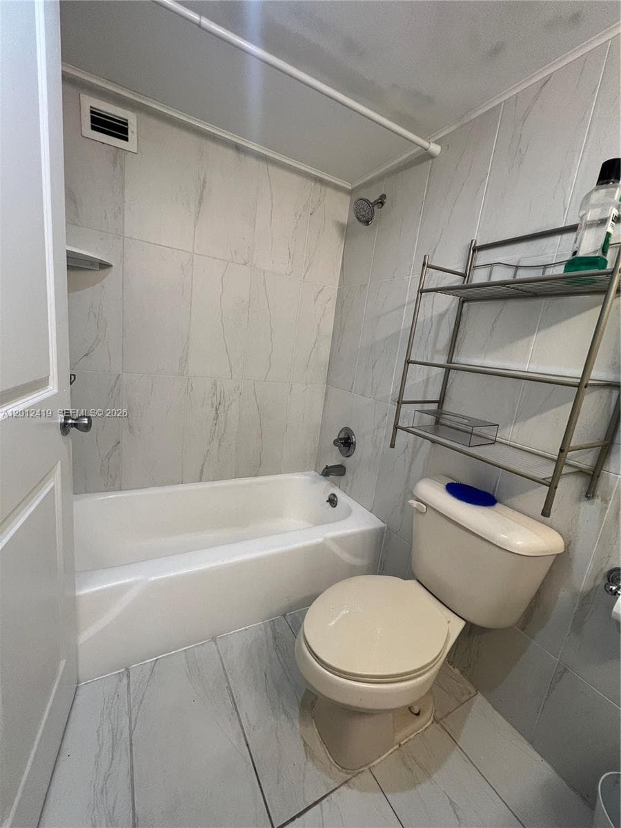 1801 S Ocean Dr 535 photo 14