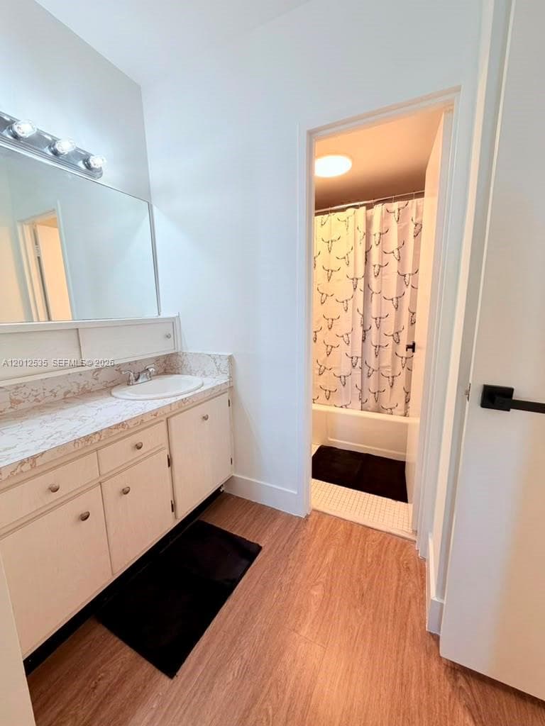 100 Lincoln Rd 922 photo 13