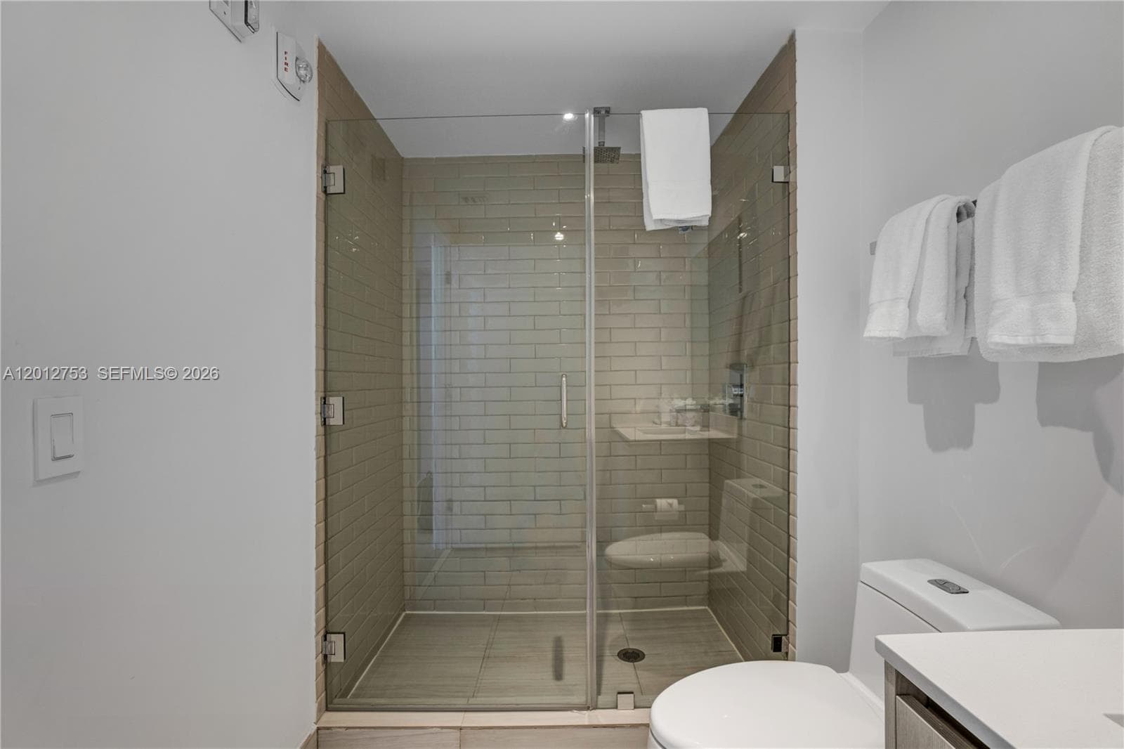 4010 Ocean Dr R1801 photo 23