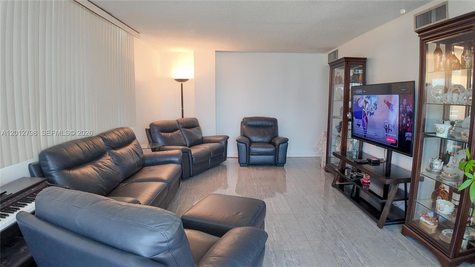 3113 S Ocean Dr 506 photo 11