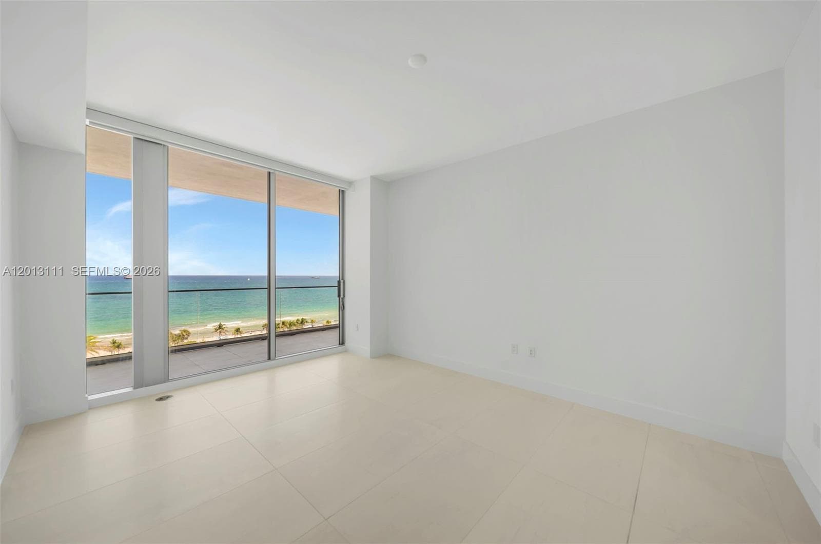 153 N Seabreeze Blvd 801 photo 23